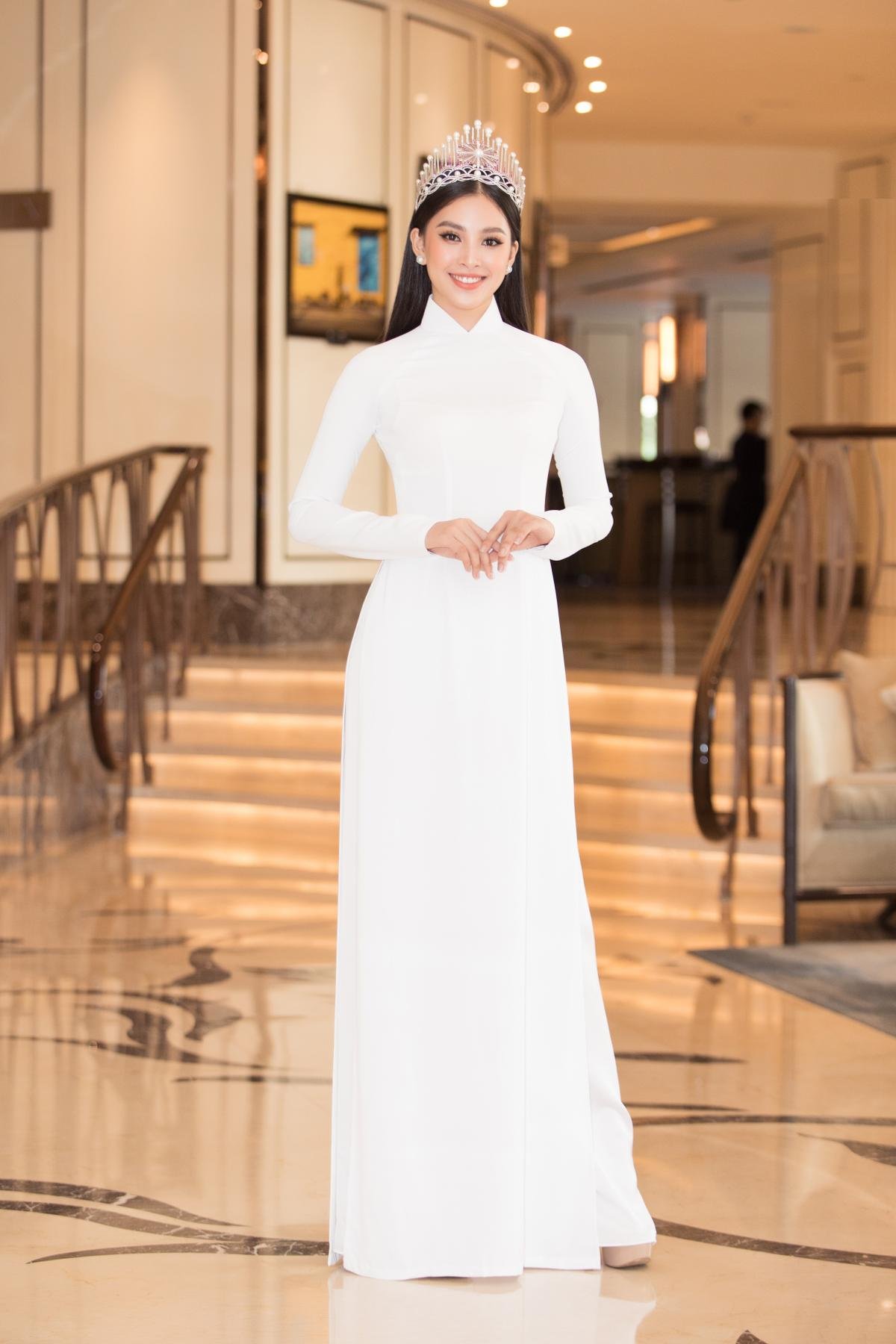 Tiểu Vy: 'Sẵn sàng thi hoa hậu quốc tế một lần nữa nhưng phù hợp nhất vẫn là Miss World' Ảnh 2