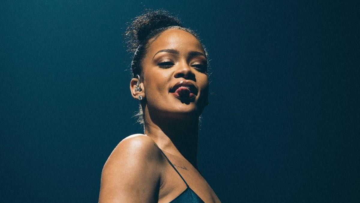 Fan chóng mặt với màn 'lật kèo phút chót' của Rihanna: Một đằng hứa hẹn hoàn thành R9, một nẻo phát ngôn 'Tôi lỡ đánh mất nó rồi' Ảnh 7