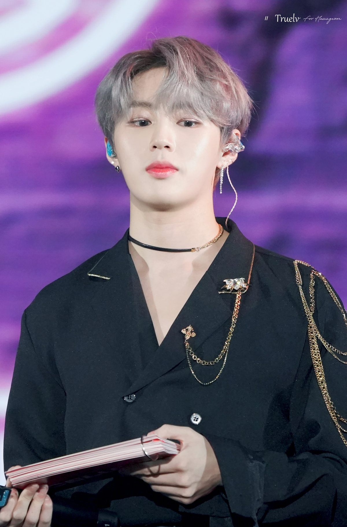 Ha Sungwoon tung thính comeback, là màn tái ngộ 'bất phân thắng bại' với nhiều cựu thành viên Wanna One trên đường đua Kpop tháng 6 Ảnh 1