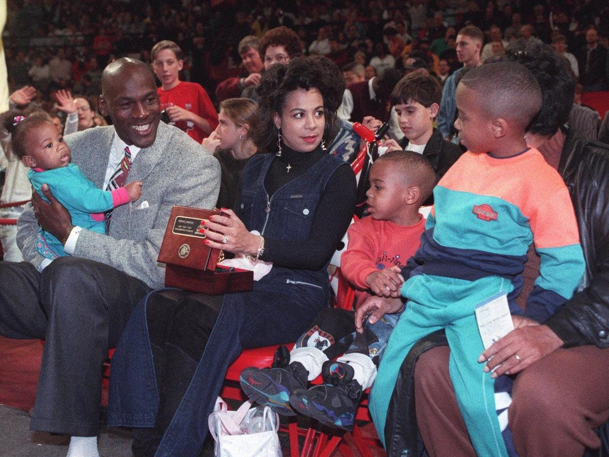 ‘Mù tịt’ về ông bố huyền thoại, con gái của Michael Jordan phải tự lên google tìm hiểu Ảnh 1