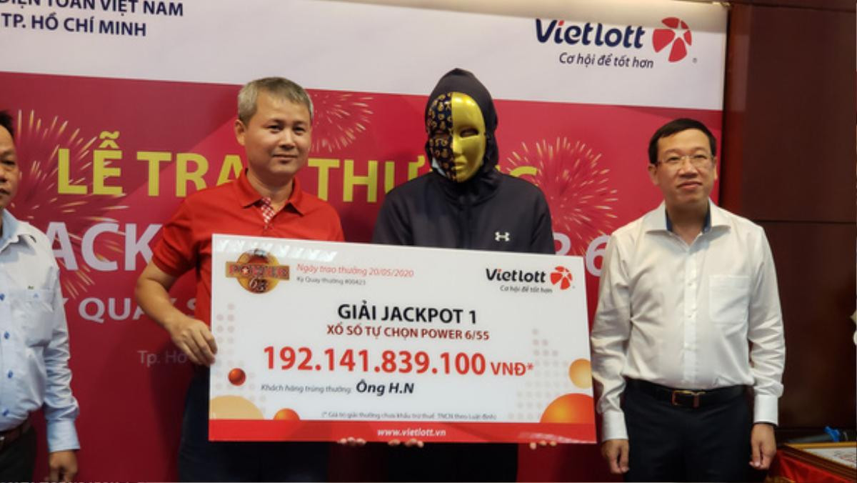 Người đàn ông trúng giải Jackpot trị giá 192 tỷ Ảnh 1