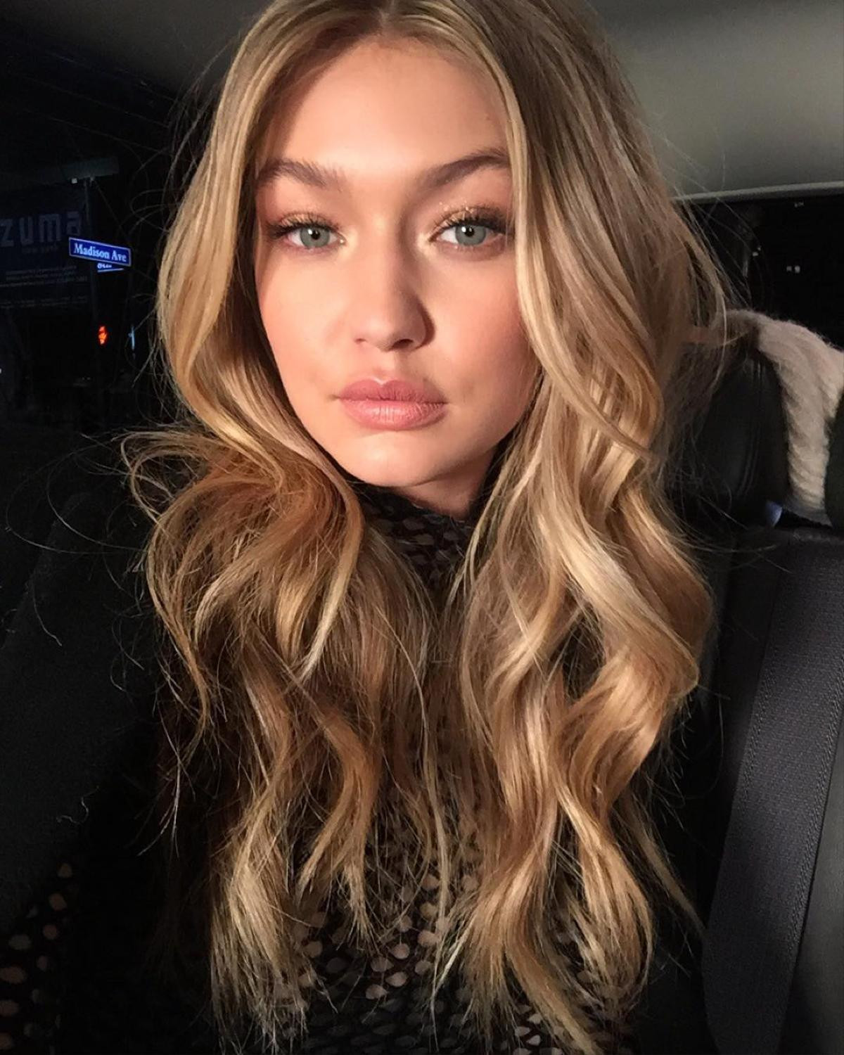 Nhan sắc khác lạ khi mang bầu, Gigi Hadid phải lên tiếng phủ nhận việc can thiệp thẩm mỹ Ảnh 10