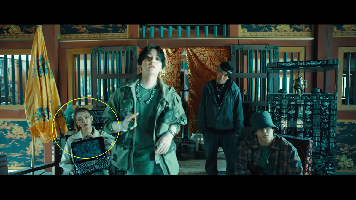 Chuyện gì thế này: Mai Ngô bất ngờ xuất hiện trong MV Daechwita của Suga (BTS)? Ảnh 6