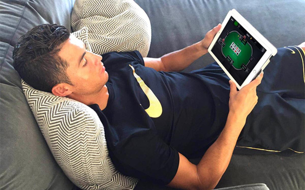 Ronaldo và thói quen sử dụng đồ công nghệ khắt khe để duy trì sức khoẻ mà bạn có thể học theo Ảnh 2