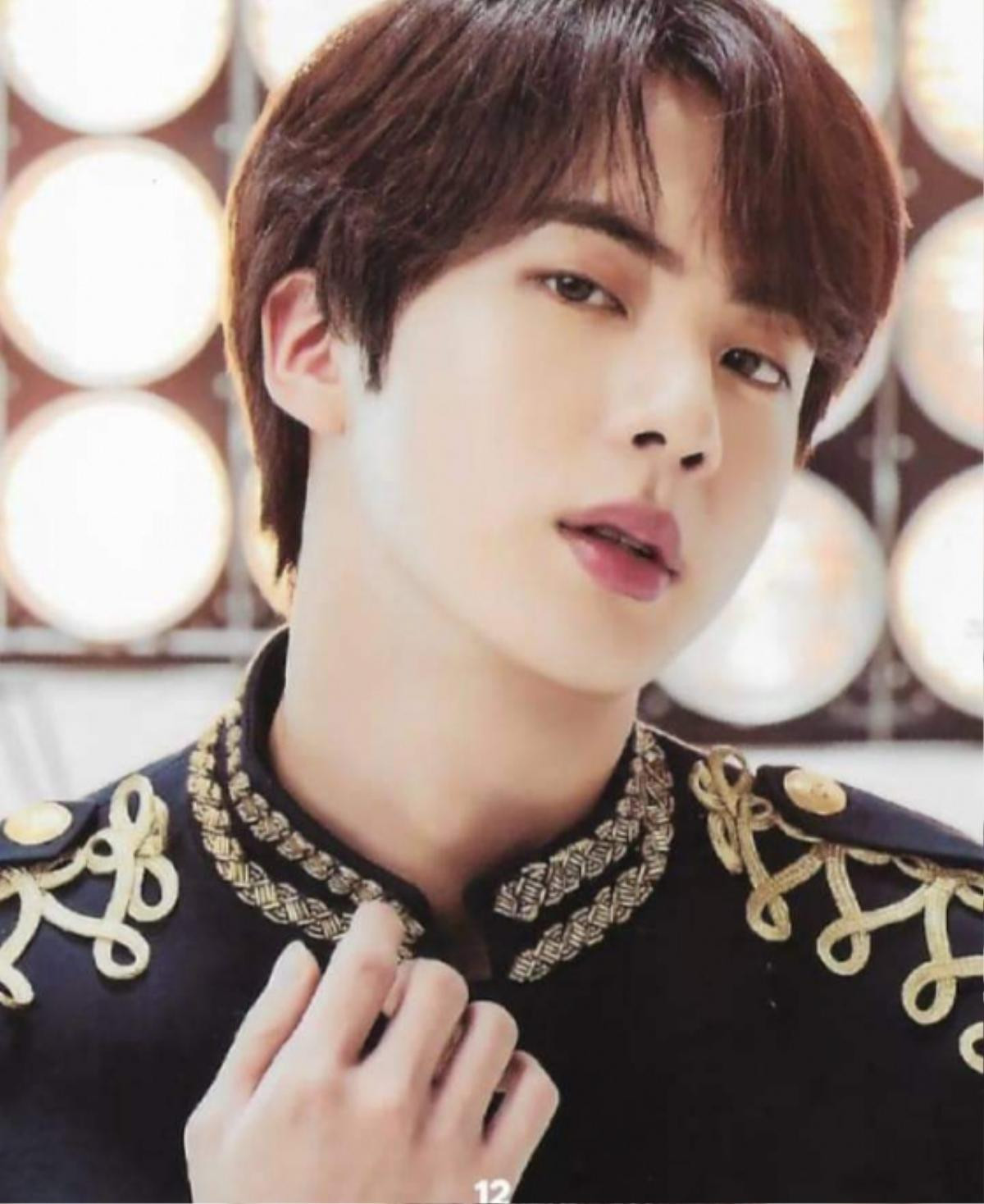 Chỉ livestream 'sương sương' trên Youtube, Jin (BTS) đã làm dậy sóng mạng xã hội Ảnh 4