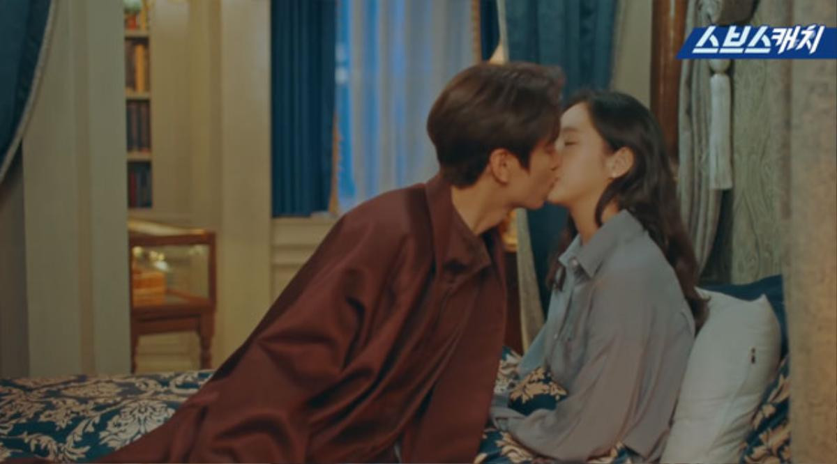 'Nụ hôn cổ' của Lee Min Ho và Kim Go Eun lên top thịnh hành - Hyun Bin và Son Ye Jin đứng đầu danh sách bầu chọn Baeksang lần thứ 56 Ảnh 2