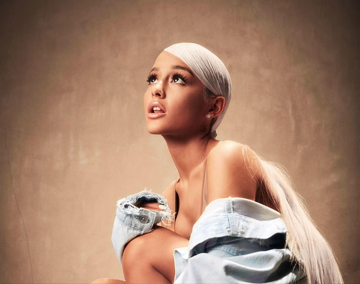 Chuyện gì thế này: Chỉ trong một đêm, hàng loạt nghệ sĩ đã bị 'lọc member' bởi Ariana Grande: kể cả Taylor Swift? Ảnh 1