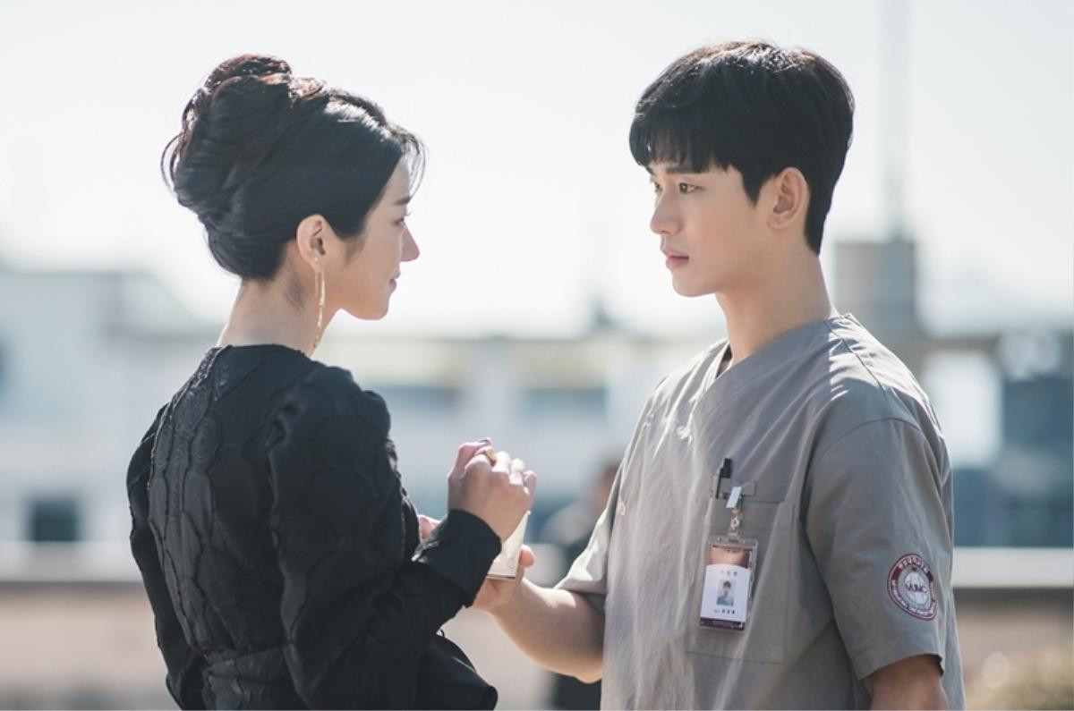 Phim truyền hình Hàn Quốc tháng 6: Phim của Kim Soo Hyun và Ji Chang Wook sẽ chinh phục được khán giả hay tiếp tục gây tranh cãi giống như phim của Lee Min Ho? Ảnh 1