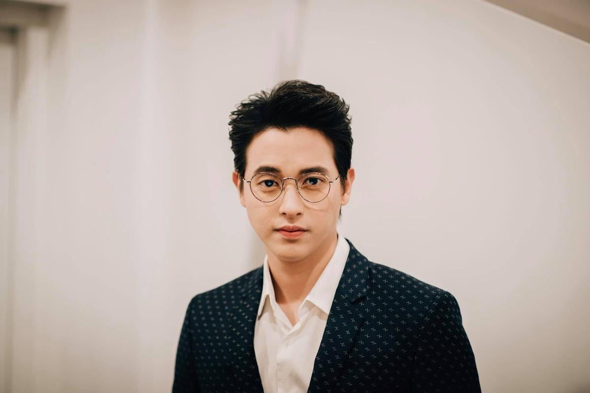 Kỉ niệm 7 năm gia nhập ngành giải trí, 'Hoàng tử Nụ cười' Thái Lan James Jirayu gửi lời cảm ơn tới người hâm mộ Ảnh 8