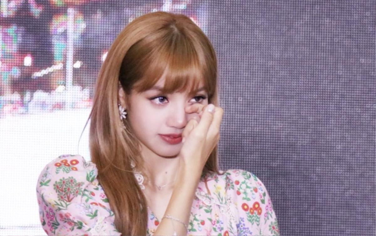 Lisa (Blackpink) bị quản lý lừa đảo 19 tỷ đồng: Vết thương lòng của cô nàng xa xứ! Ảnh 5