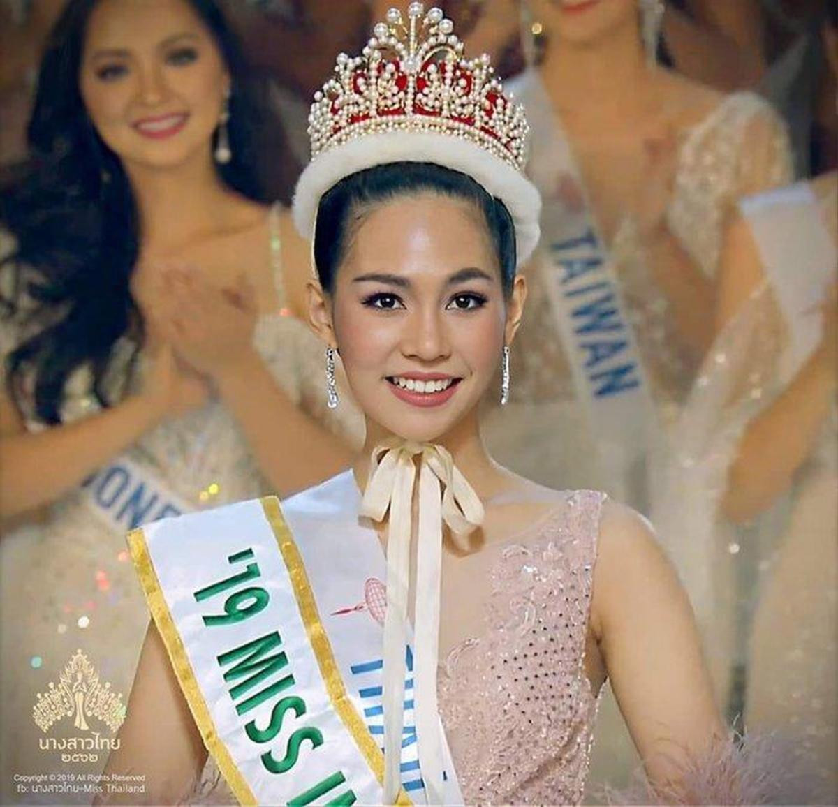 Á hậu Hoa hậu Việt Nam 2020 thi Miss Intercontinental, fan lo Miss Universe - Miss World bị huỷ? Ảnh 2