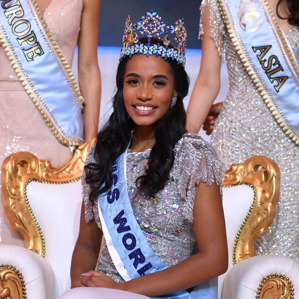 Á hậu Hoa hậu Việt Nam 2020 thi Miss Intercontinental, fan lo Miss Universe - Miss World bị huỷ? Ảnh 10