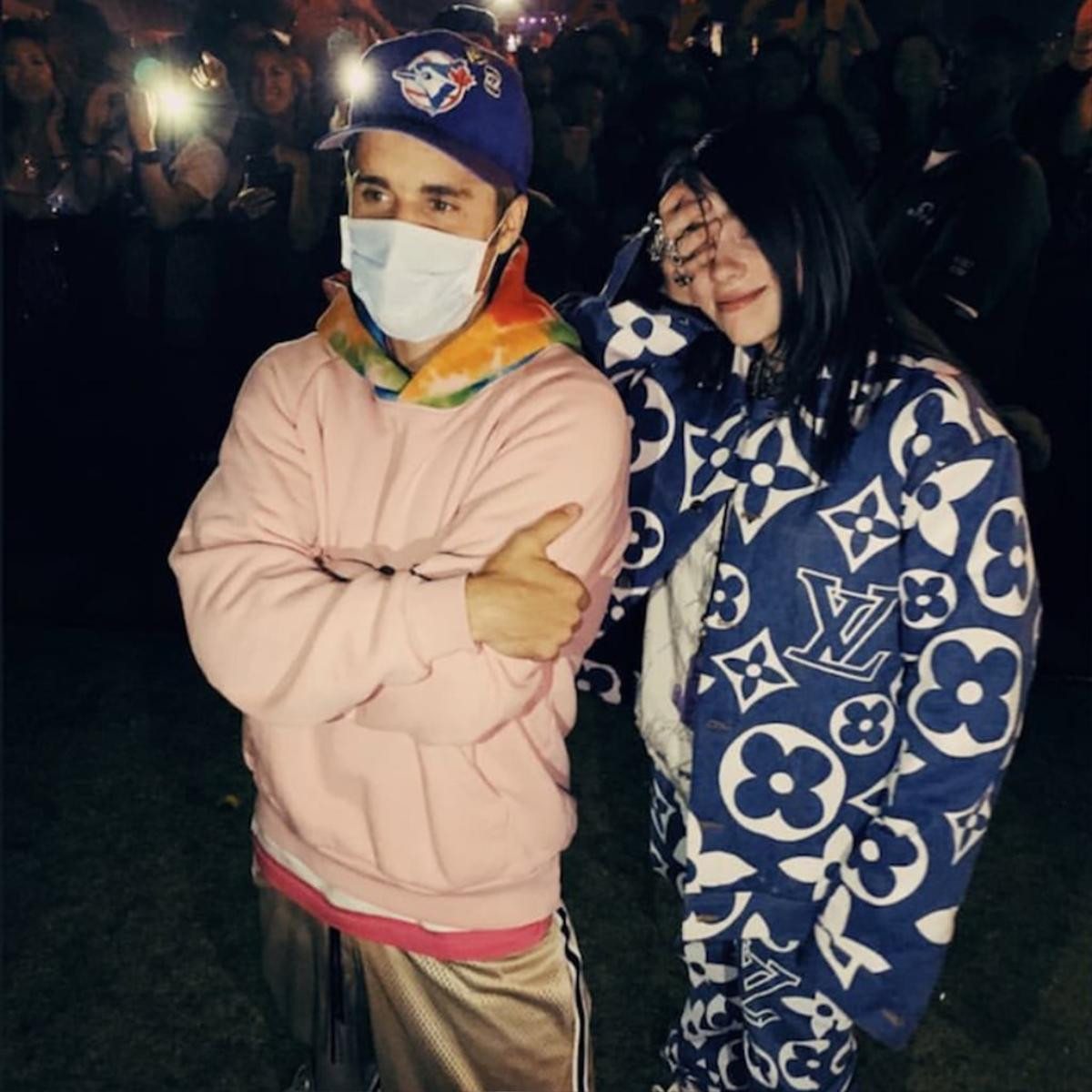 Billie Eilish lần đầu tiết lộ các nghệ sĩ thần tượng, fan ngỡ ngàng khi Justin Bieber không hề có trong danh sách Ảnh 6