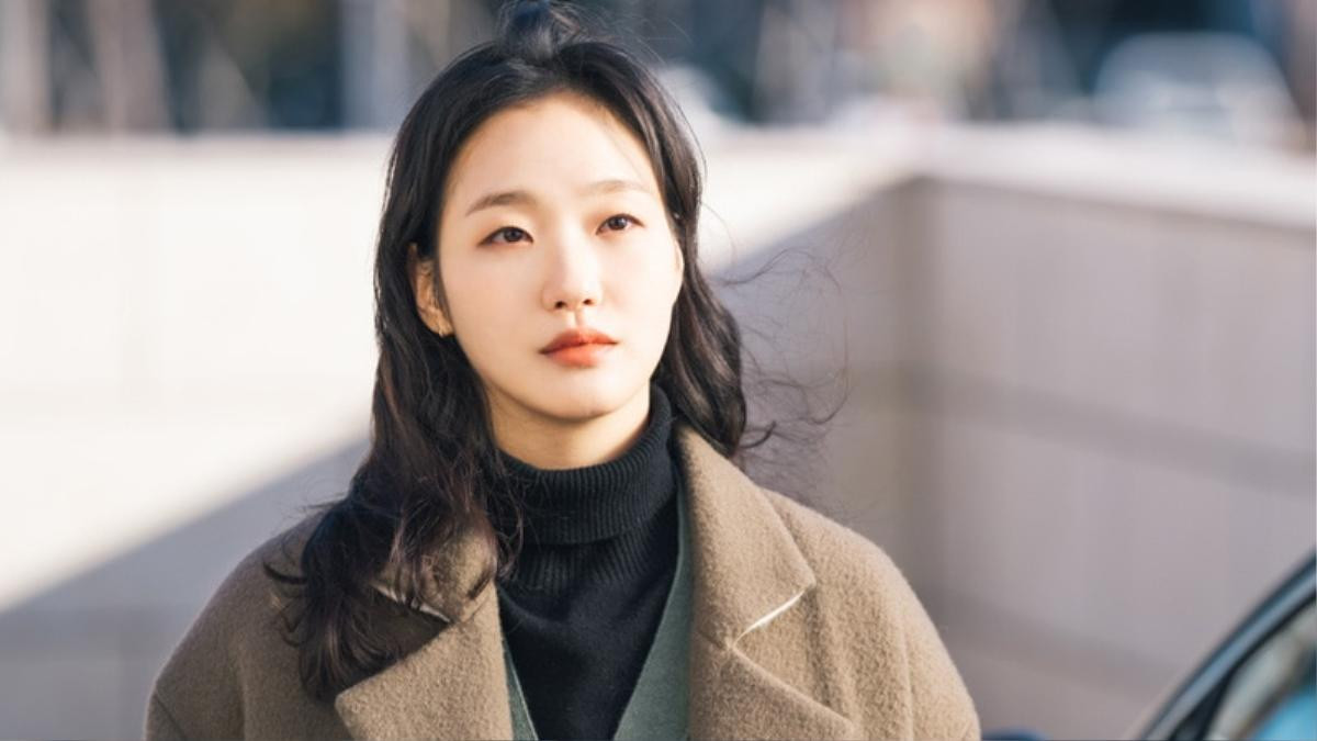 Thiệt thòi như Kim Go Eun, vào vai nữ chính nhưng toàn bị đem ra so sánh với nữ phụ Ảnh 10