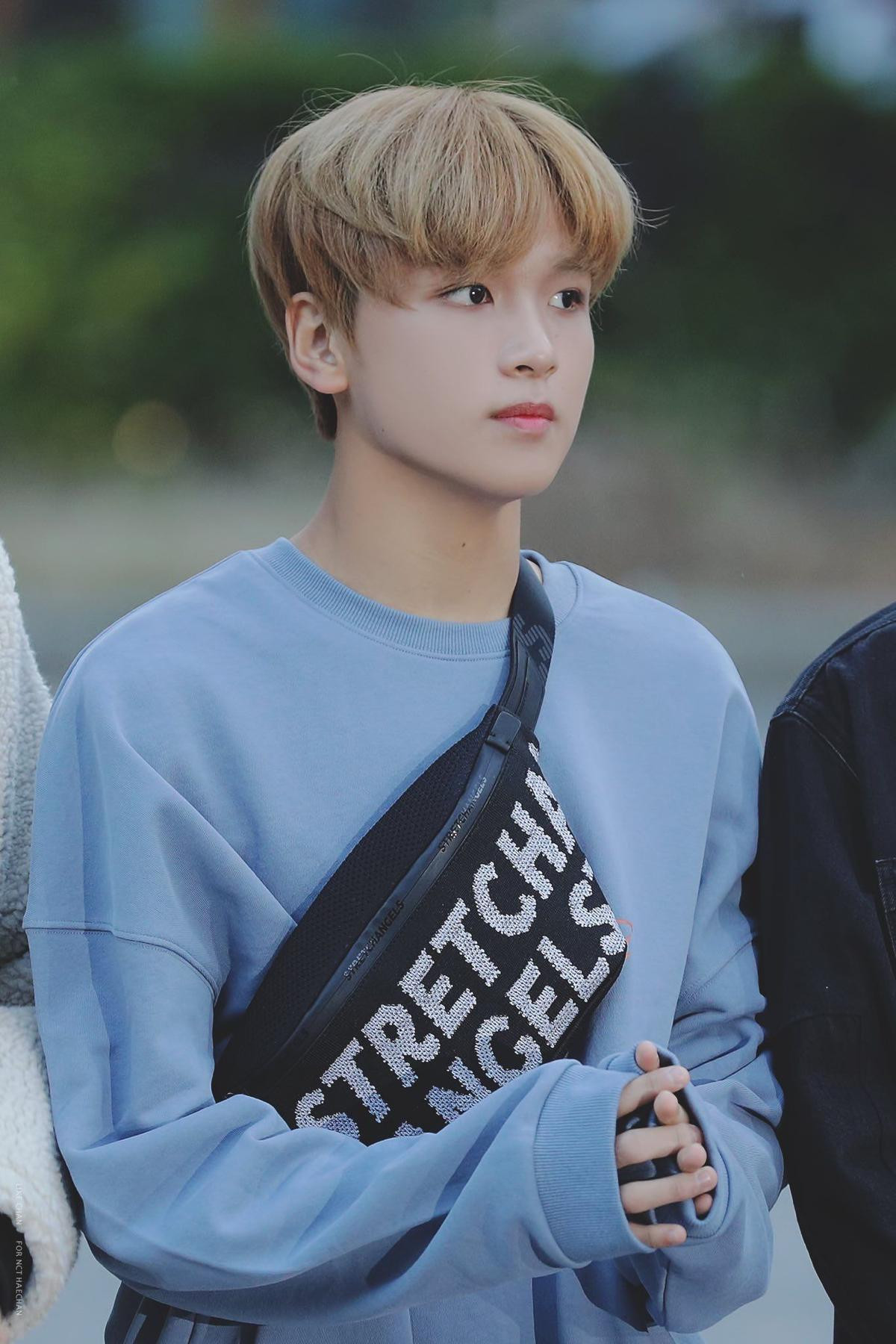 Haechan (NCT) uống rượu say xỉn, té ngã 'chổng vó' trên đường bị sasaeng fan bắt gặp Ảnh 6