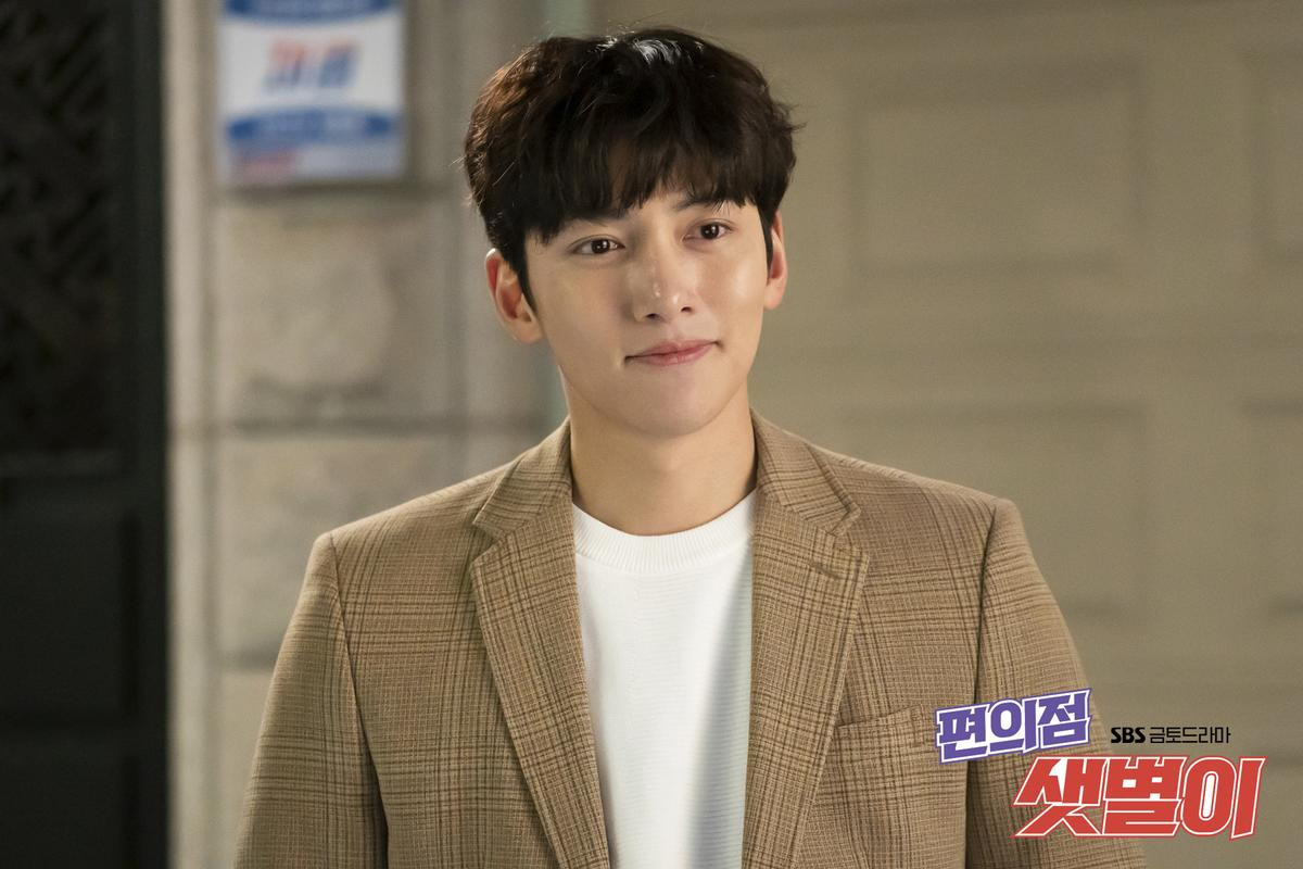 'Backstreet Rookie': Anh chủ Ji Chang Wook 'tái mặt' trước nữ sinh Kim Yoo Jung - cuộc gặp gỡ định mệnh! Ảnh 14