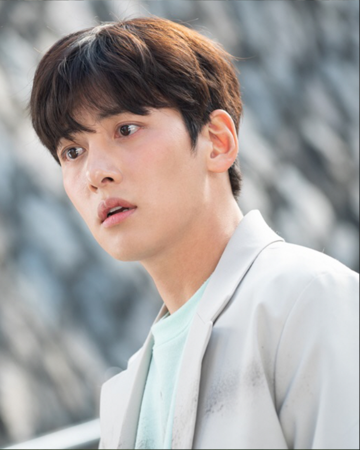 'Backstreet Rookie': Anh chủ Ji Chang Wook 'tái mặt' trước nữ sinh Kim Yoo Jung - cuộc gặp gỡ định mệnh! Ảnh 3