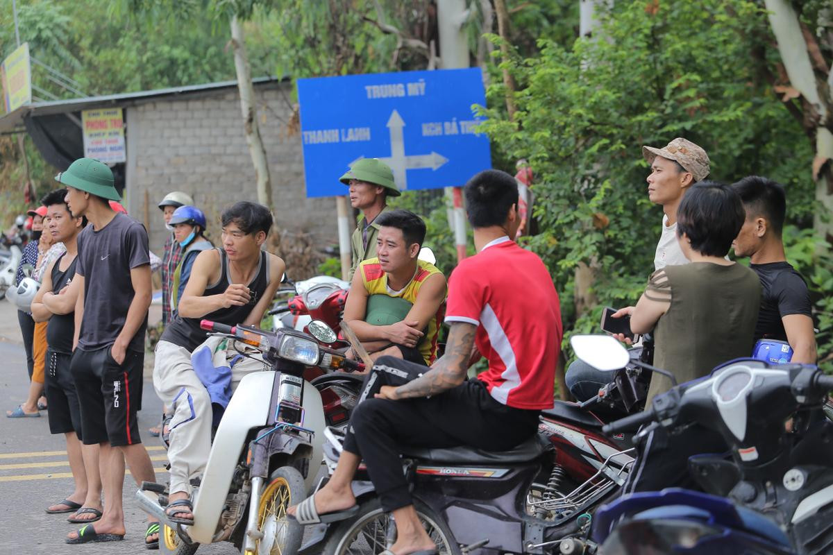 Hiện trường tan hoang sau vụ lốc xoáy kinh hoàng ở Vĩnh Phúc khiến 3 người tử vong, 18 người bị thương Ảnh 17