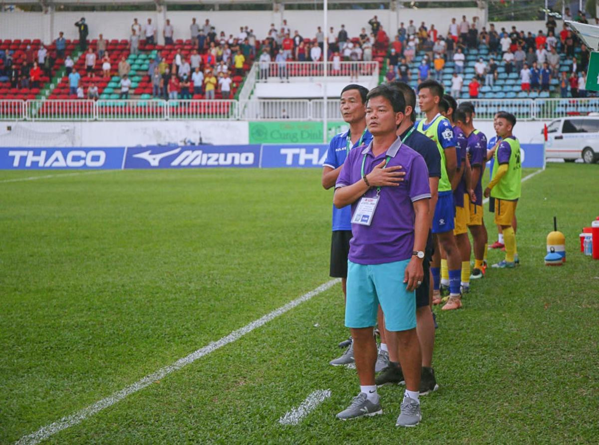 HLV Nam Định: 'HAGL thắng nhờ trọng tài' Ảnh 1