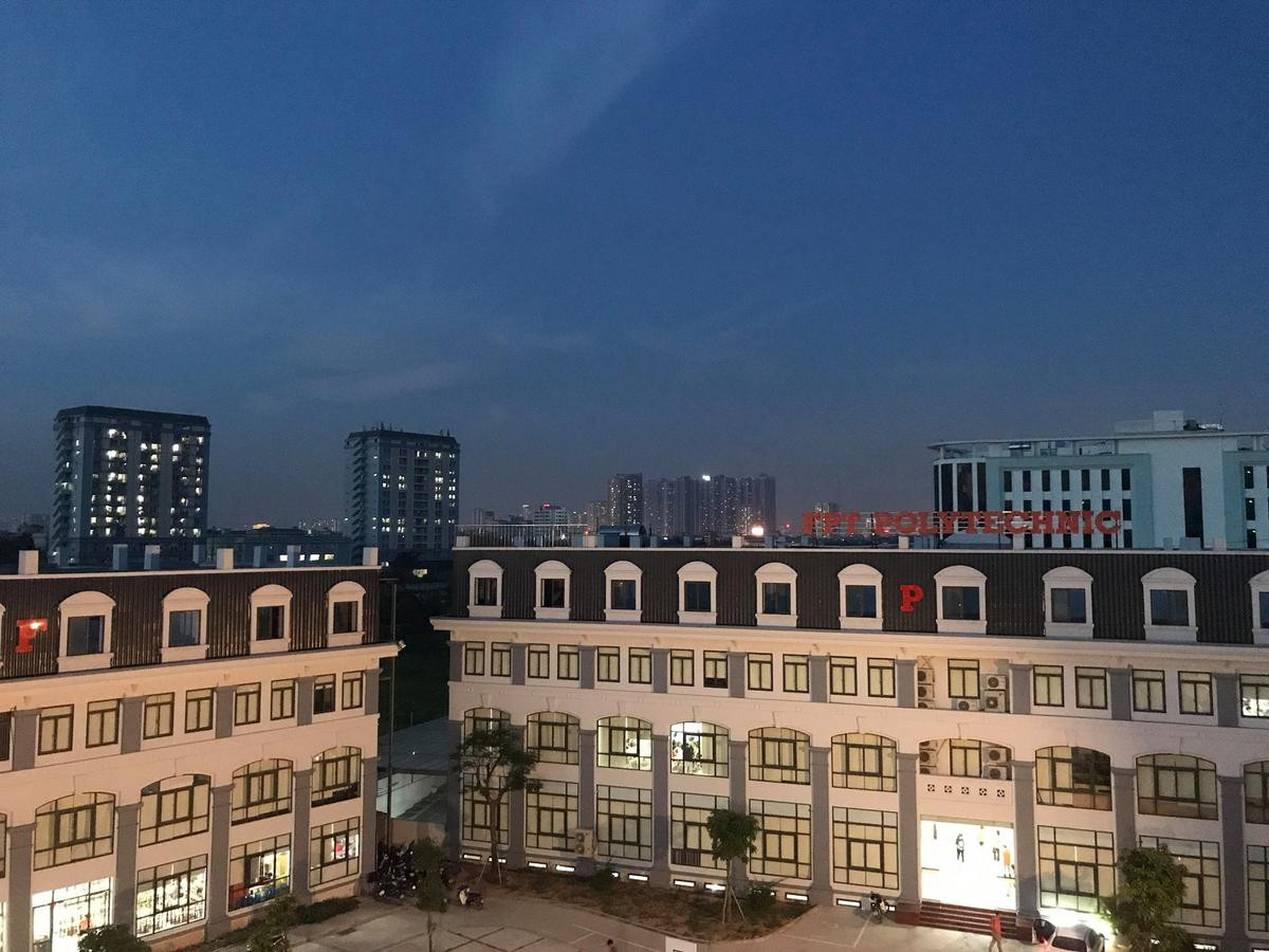 Hội học sinh đua nhau khoe view trường xịn xò: Vừa đi học vừa tha hồ check -in 'sống ảo' Ảnh 3