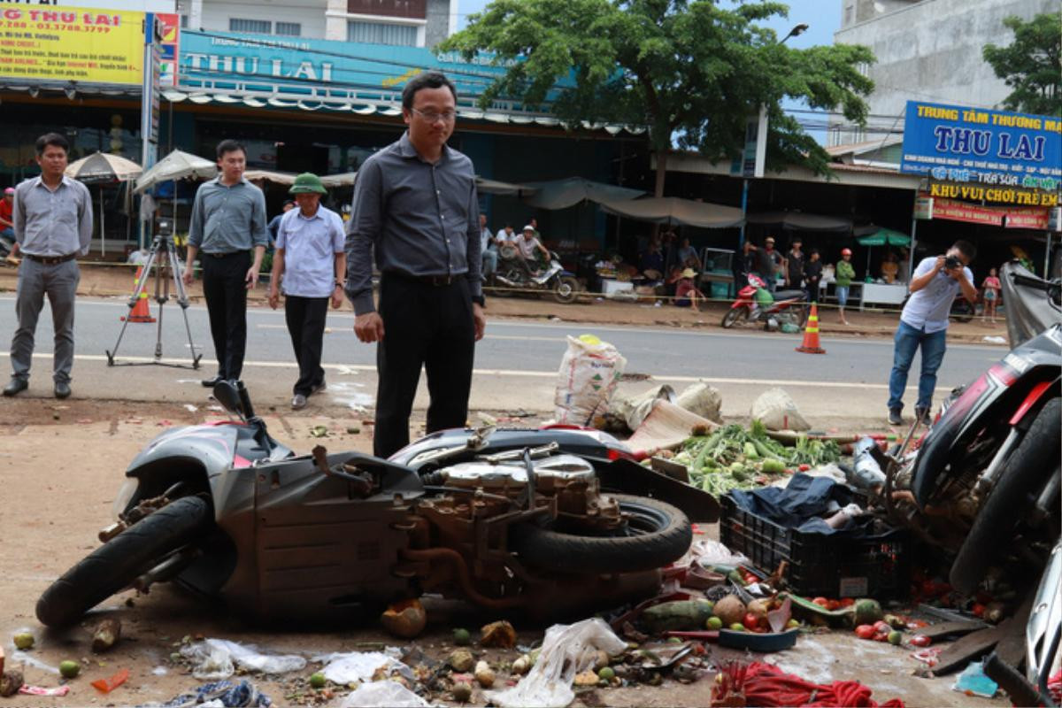 Vụ tai nạn ở Đắk Nông khiến 10 người thương vong: Tài xế xe tải khai gì? Ảnh 1