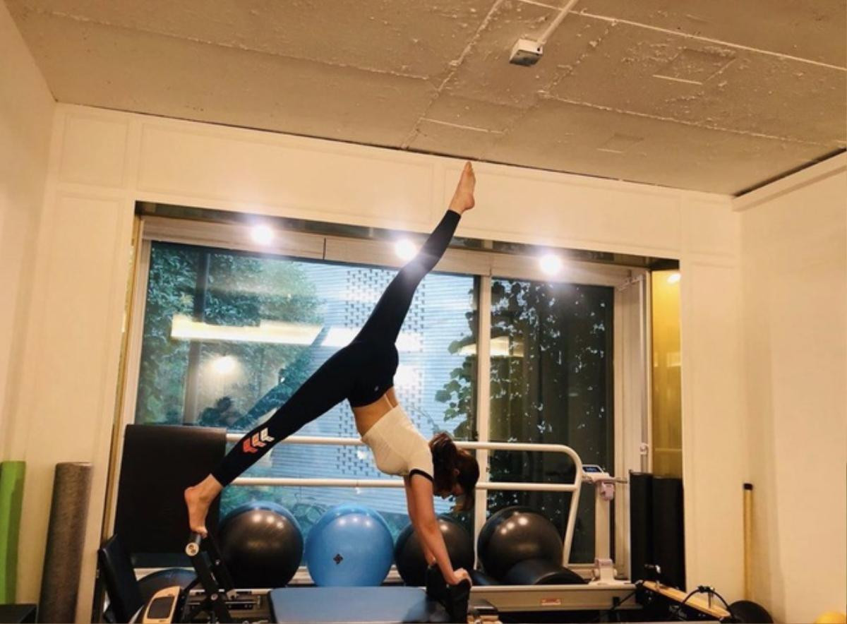 Jennie, Rosé, Son Ye Jin, Yeri đổ xô đi tập pilates giữ dáng Ảnh 4