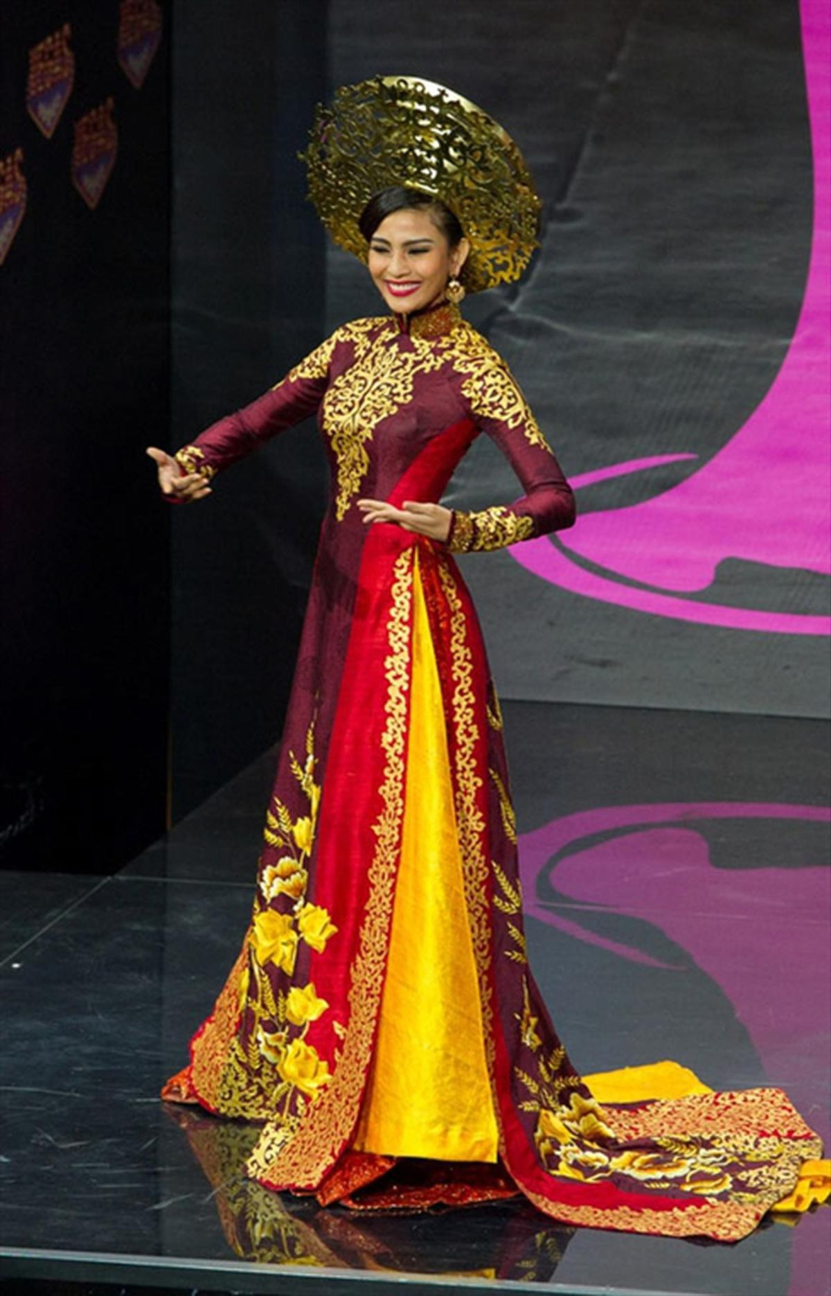 10 National Costume hoa sen đỉnh nhất: Hương Giang rực sáng, Hà Thu - Hoàng Hạnh đẹp xuất sắc Ảnh 13