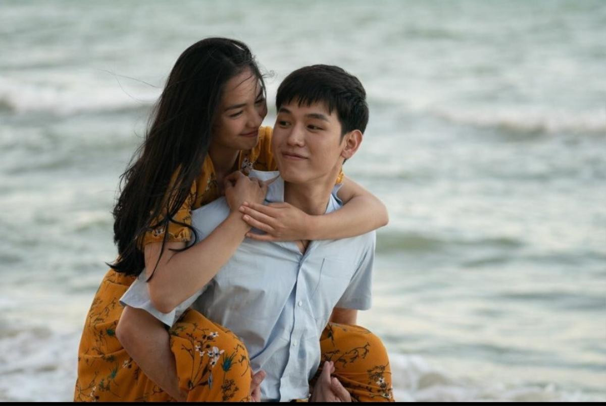 'Cơn mưa tình đầu' - Phim Thái remake so với bản gốc 'The Classic' của Son Ye Jin - Jo Seung Woo như thế nào? Ảnh 4