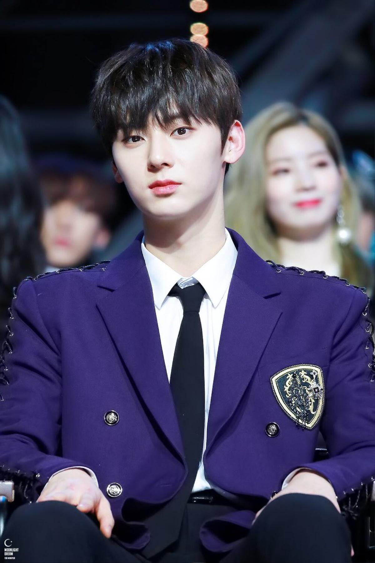 Hwang Minhyun (NU'EST) yêu đương sao nhí Jung Da Bin trong phim học đường Ảnh 7