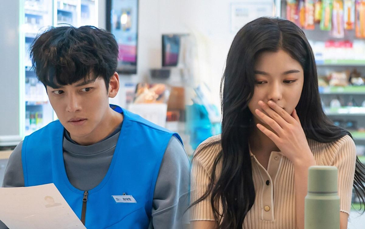 Ji Chang Wook - Kim Yoo Jung: Ngại ngùng rồi thân thiết, liệu có phim giả tình thật? Ảnh 8