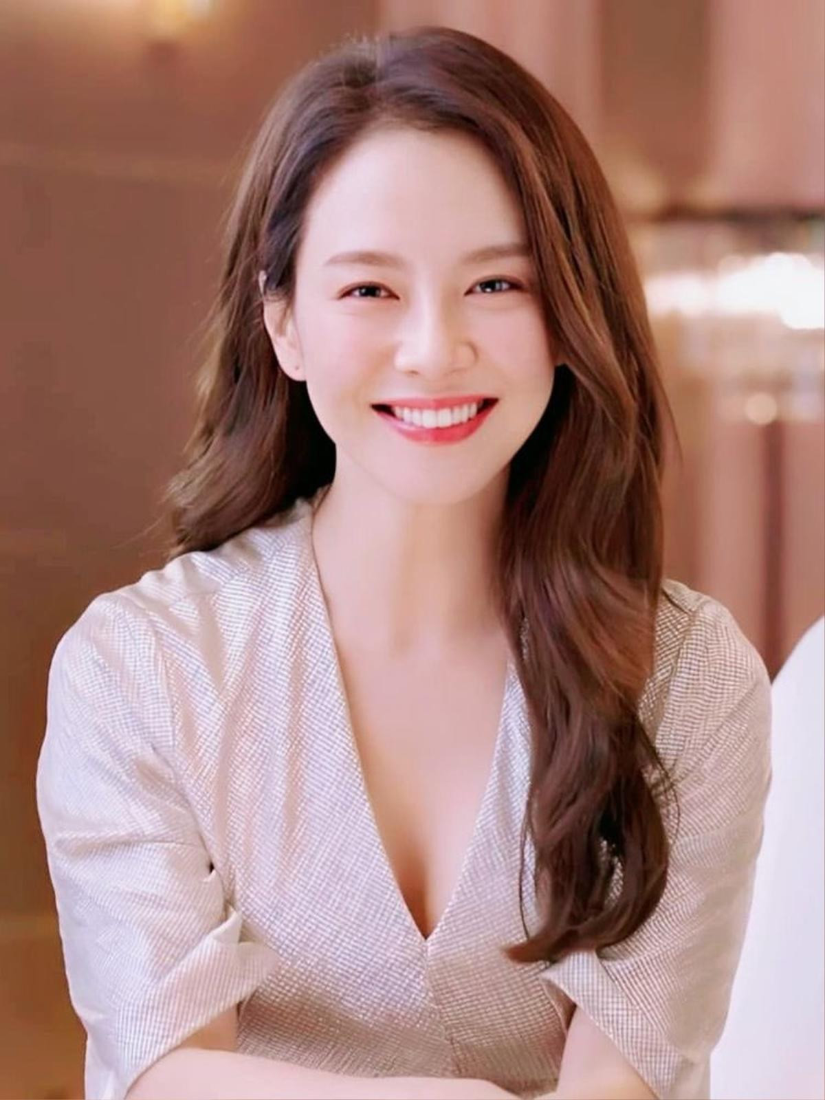 Song Ji Hyo - Từ nữ cường của Running Man đến nữ hoàng phòng vé hậu COVID-19 Ảnh 1