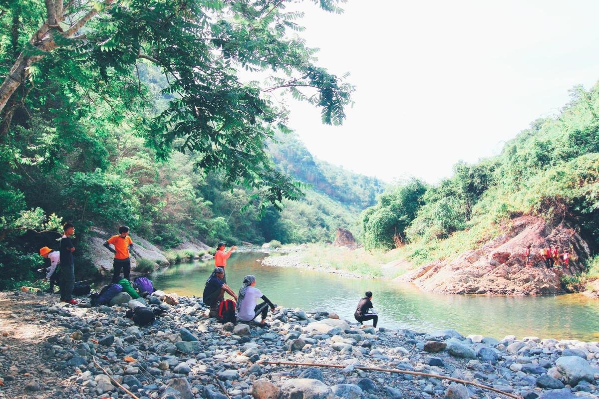 Bỏ Sài Gòn đi trekking 2 ngày 1 đêm, 'ác nữ' Bella Mai chia sẻ: 'Thú vị không nói nên lời' Ảnh 8