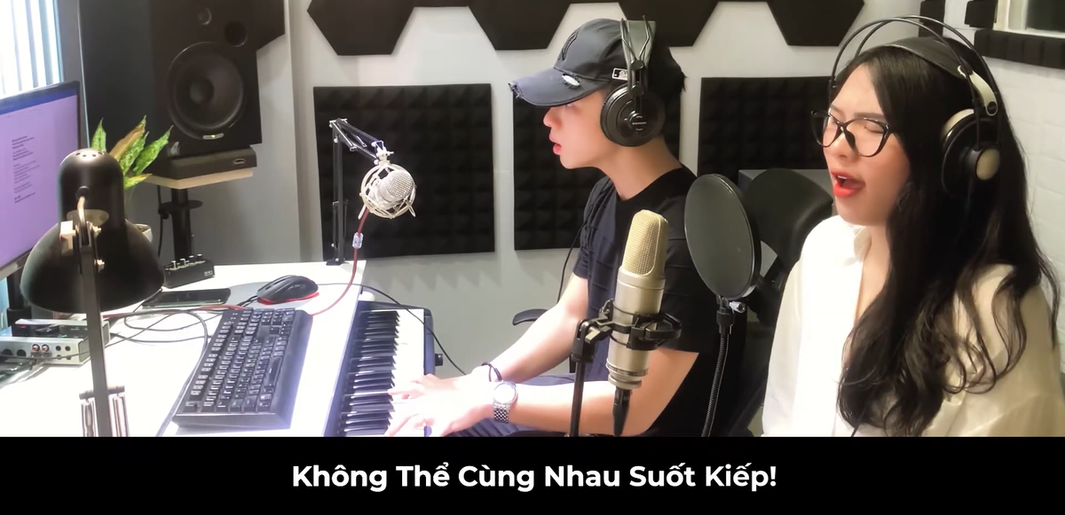 Lụi tim trước bản cover 'Không thể cùng nhau suốt kiếp' của cặp đôi The Voice 'triệu view' Bích Trâm - Huy Nguyễn (Dominix) Ảnh 2