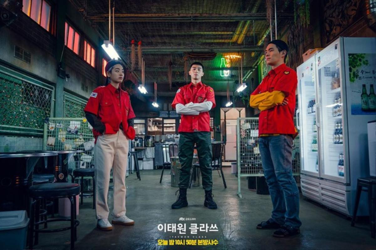 Xem ‘Backstreet Rookie’ cứ thấy motif quen quen, ngẫm lại mới thấy na ná drama khởi nghiệp siêu hot ‘Itaewon Class’ Ảnh 6