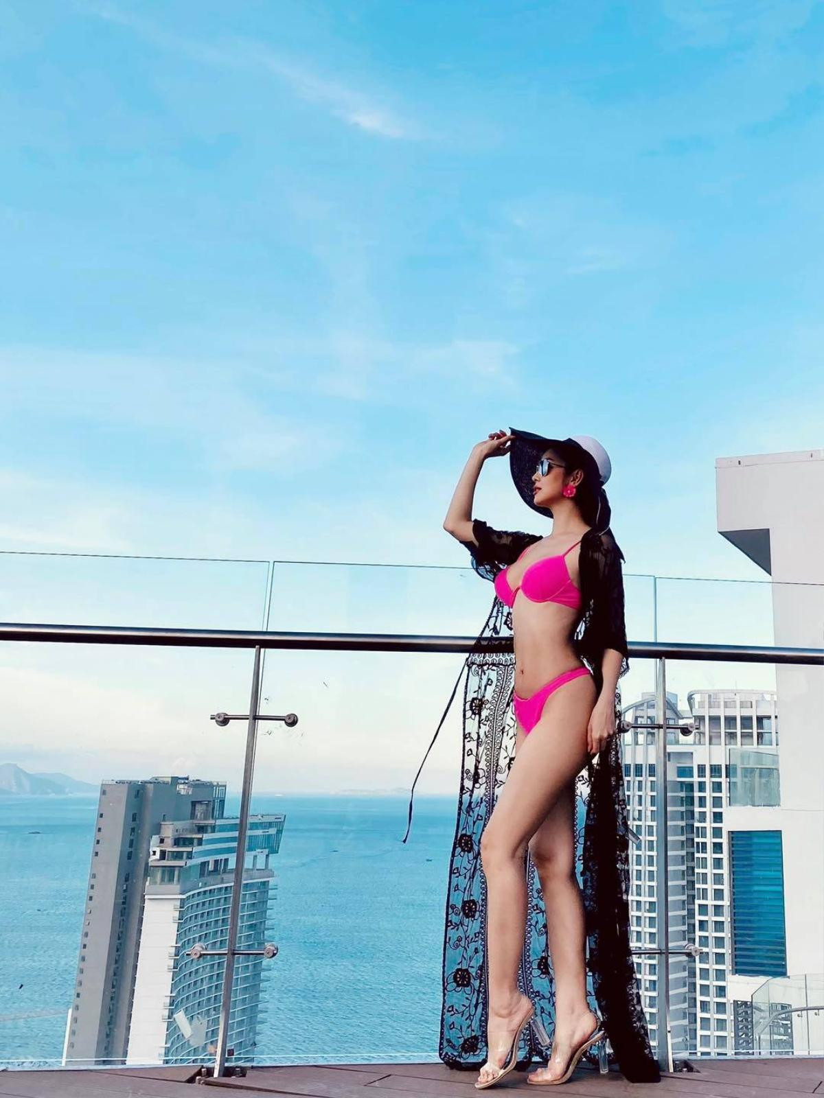 Jennifer Phạm mặc bikini khoe đường cong gợi cảm sau 5 tháng sinh con gái thứ tư Ảnh 3