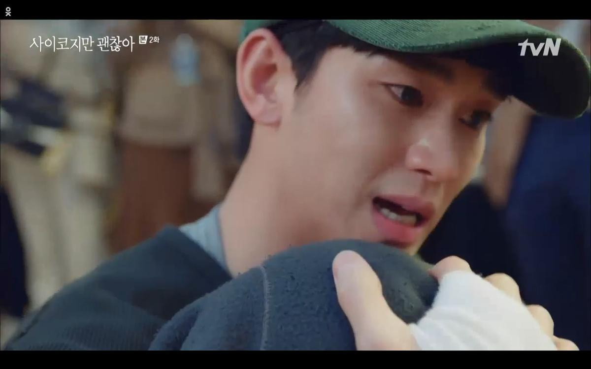 'It’s Okay to Not Be Okay' tập 2: 'Điên nữ' Seo Ye Ji vô tư đánh người để bảo vệ 'crush' Kim Soo Hyun Ảnh 12