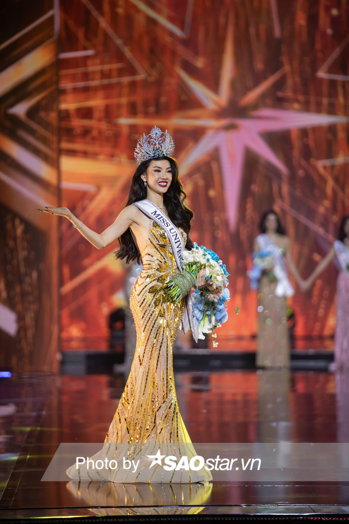 Hoa hậu Quỳnh Hoa: 'Tôi thà mua đất chứ không mua suất thi Miss Universe VN' Ảnh 1