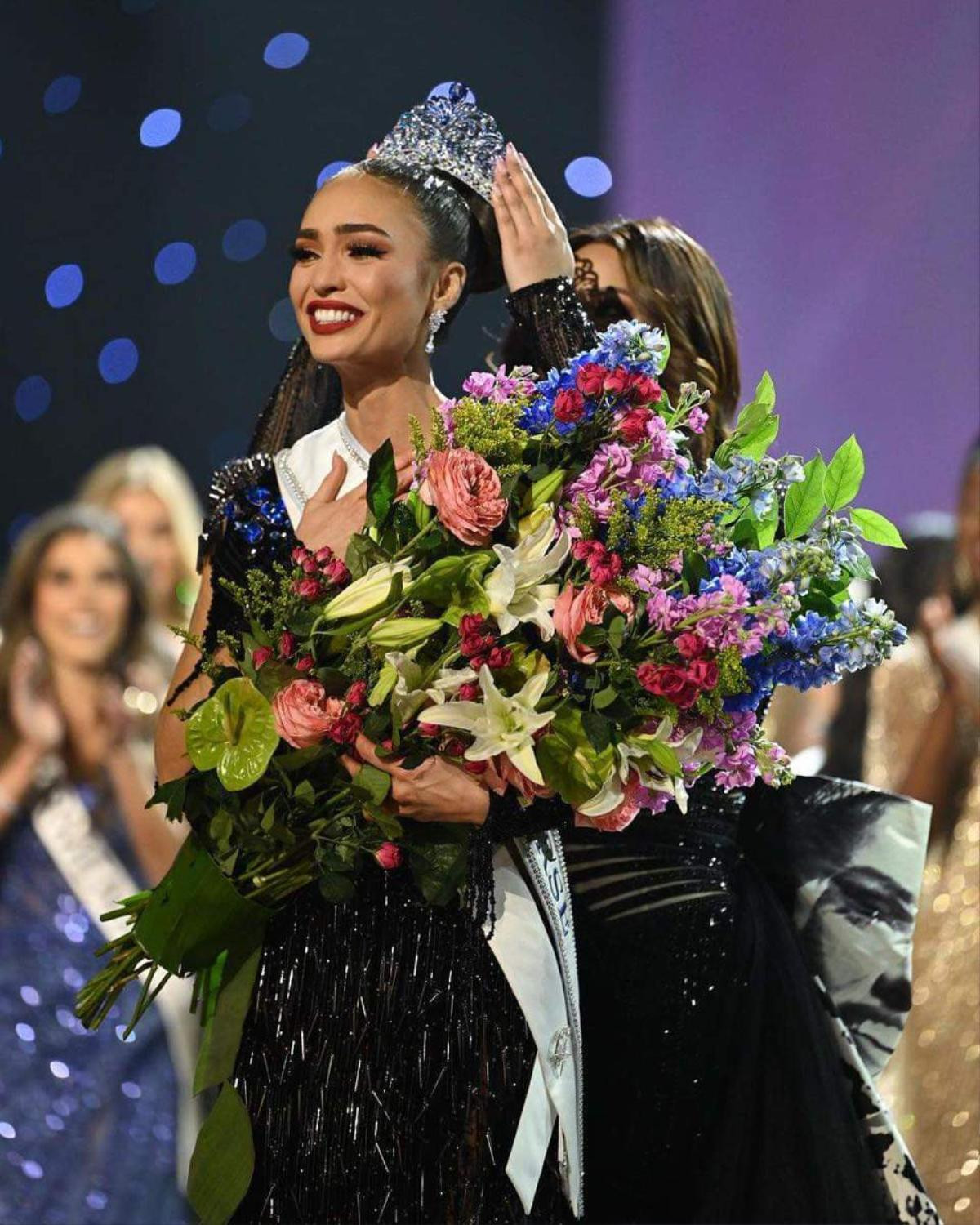 Chủ tịch Miss Universe đưa ra tiêu chí mới: Bước tăng trưởng hay giảm sức hút? Ảnh 4