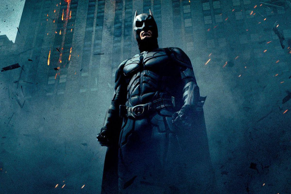 Tại sao Batman: The Dark Knight lại là tượng đài của dòng phim siêu anh hùng? Ảnh 2