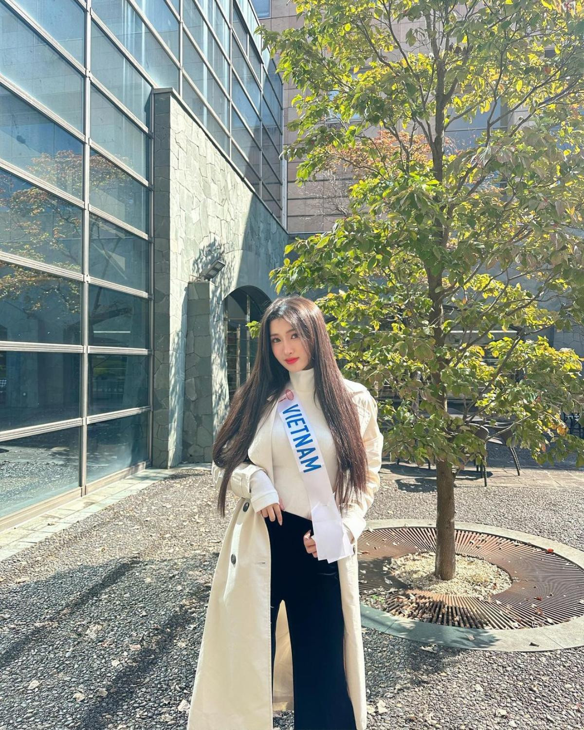 Màn lên đồ sang chảnh của Phương Nhi 'lấn át' thí sinh Miss International Ảnh 5