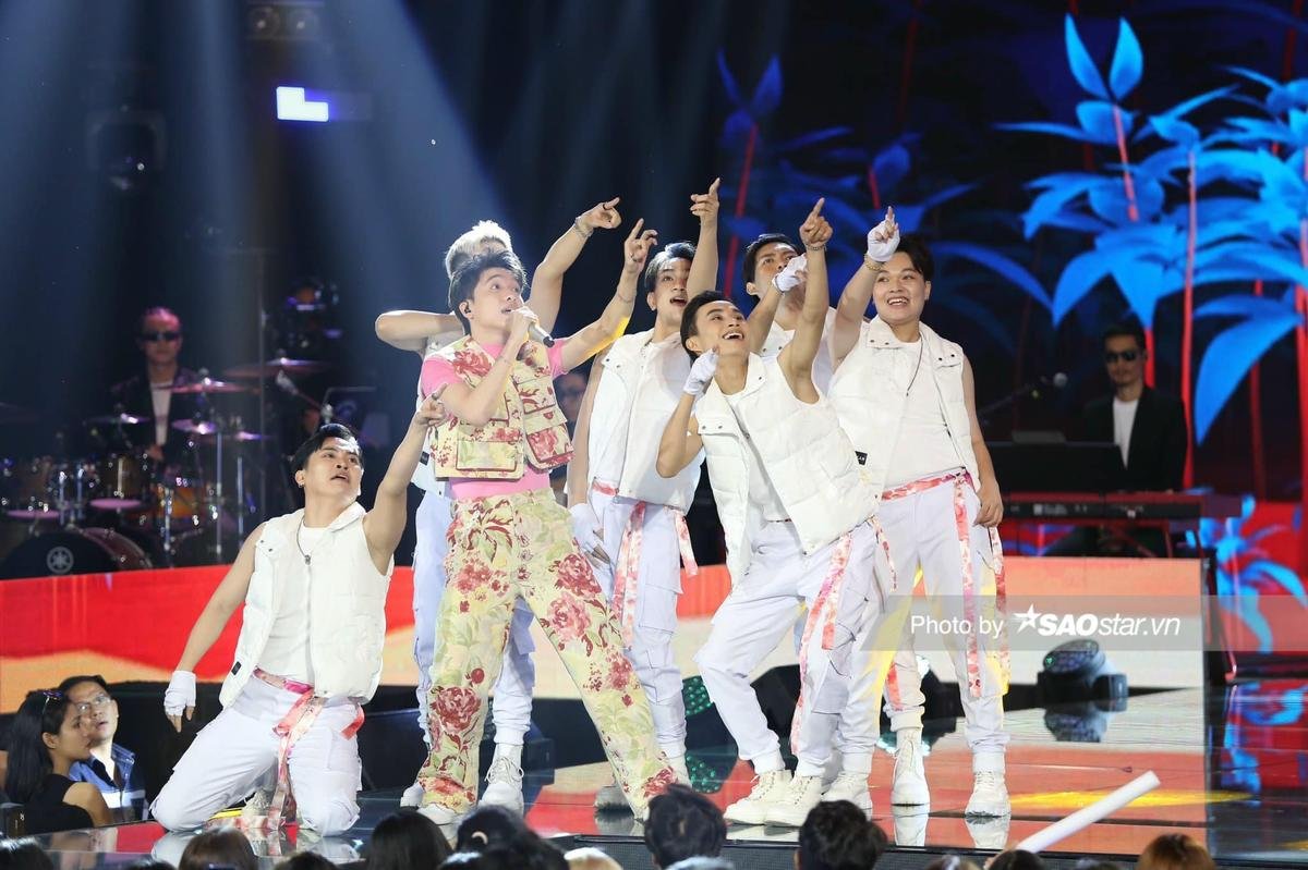 HOT: Sơn Tùng M-TP là khách mời đặc biệt trong đêm chung kết Vietnam Idol 2023 Ảnh 5