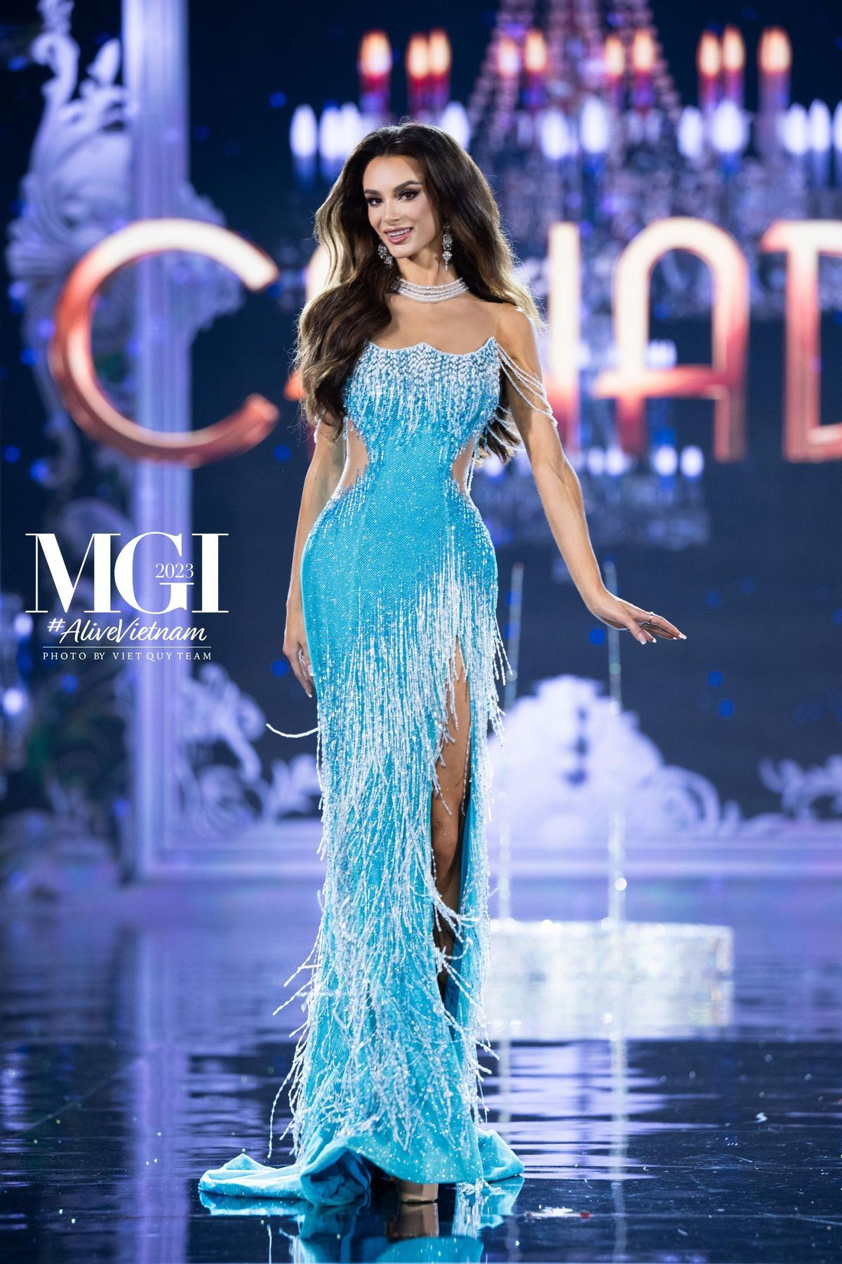 Evening Gown bán kết MGI: Đại diện Thái Lan gặp sự cố, Hoàng Phương kết màn mãn nhãn Ảnh 2