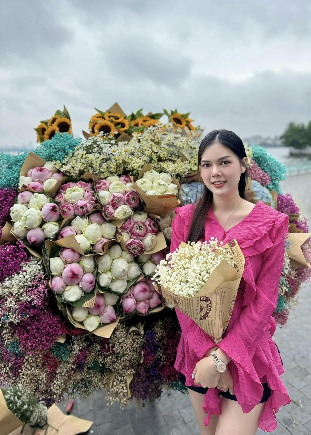 Đường tình trái ngược của Ngọc Trinh và Thủy Tiên, Doãn Hải My Ảnh 4