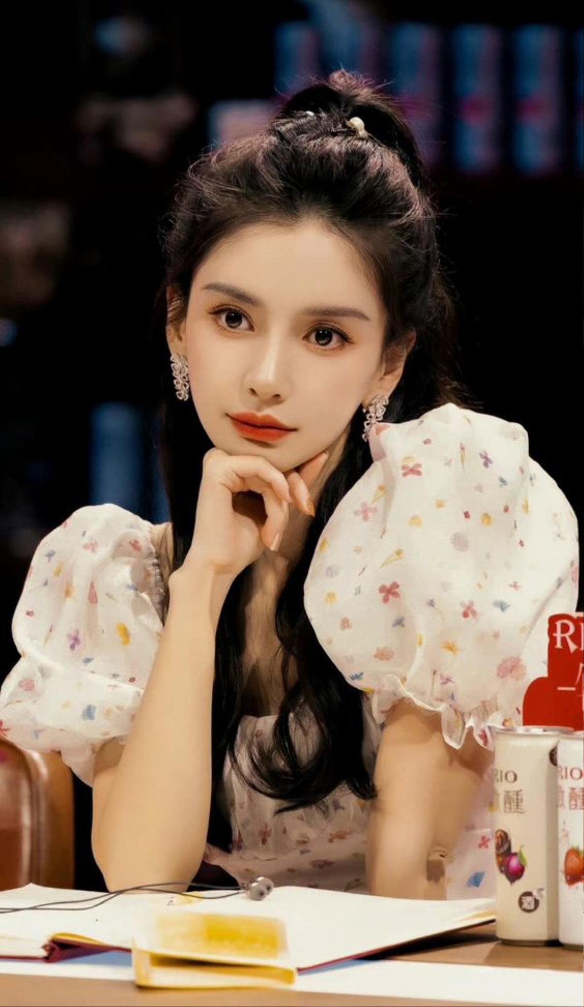 Angelababy bất ngờ bị réo tên sau bê bối chấn động của thần tượng số 1 Kpop Ảnh 2