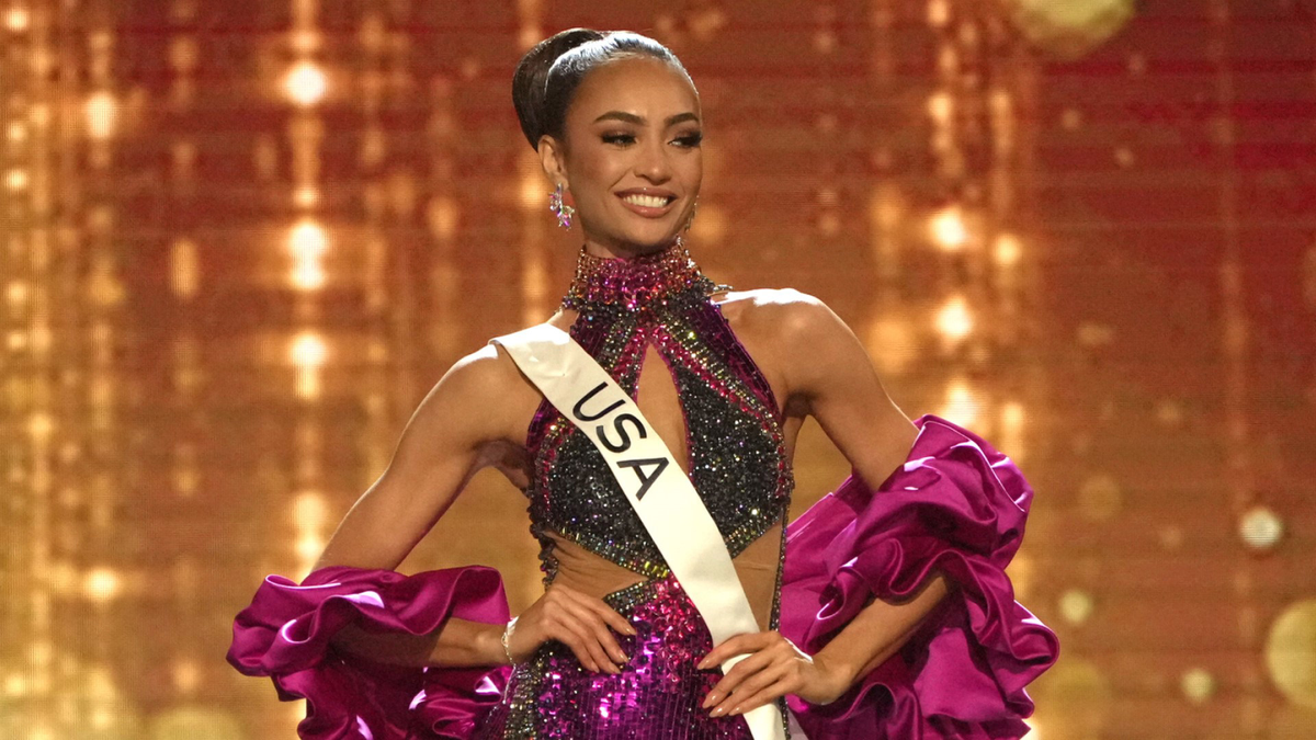 Một hoa hậu bị tố 'mua giải' vẫn đăng quang Miss Universe khiến ai cũng bất ngờ Ảnh 6