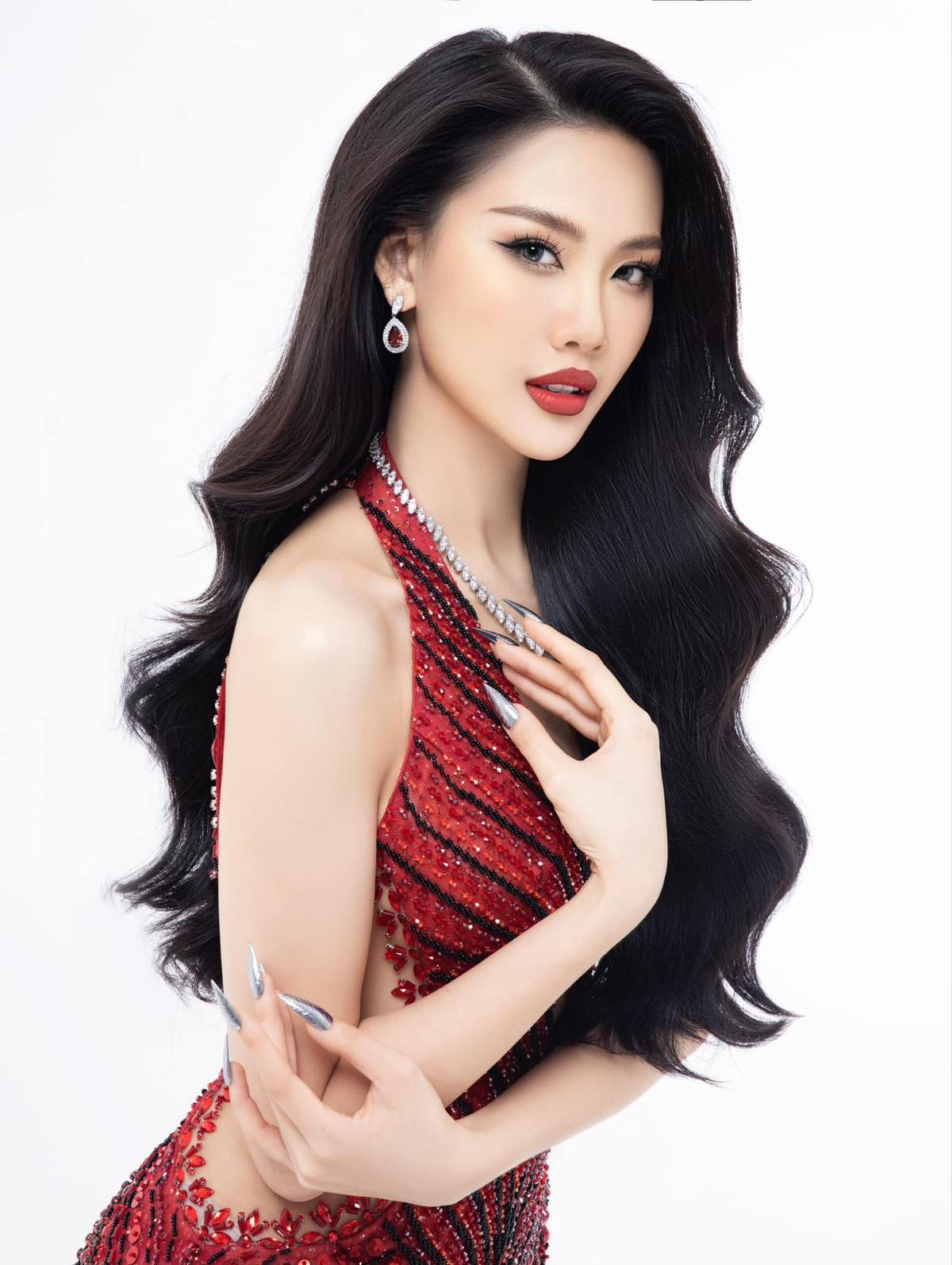 Miss World - Miss Universe: 2 cuộc thi Big 5 sash Việt chưa có á hậu quốc tế, Mai Phương cân nổi không? Ảnh 7