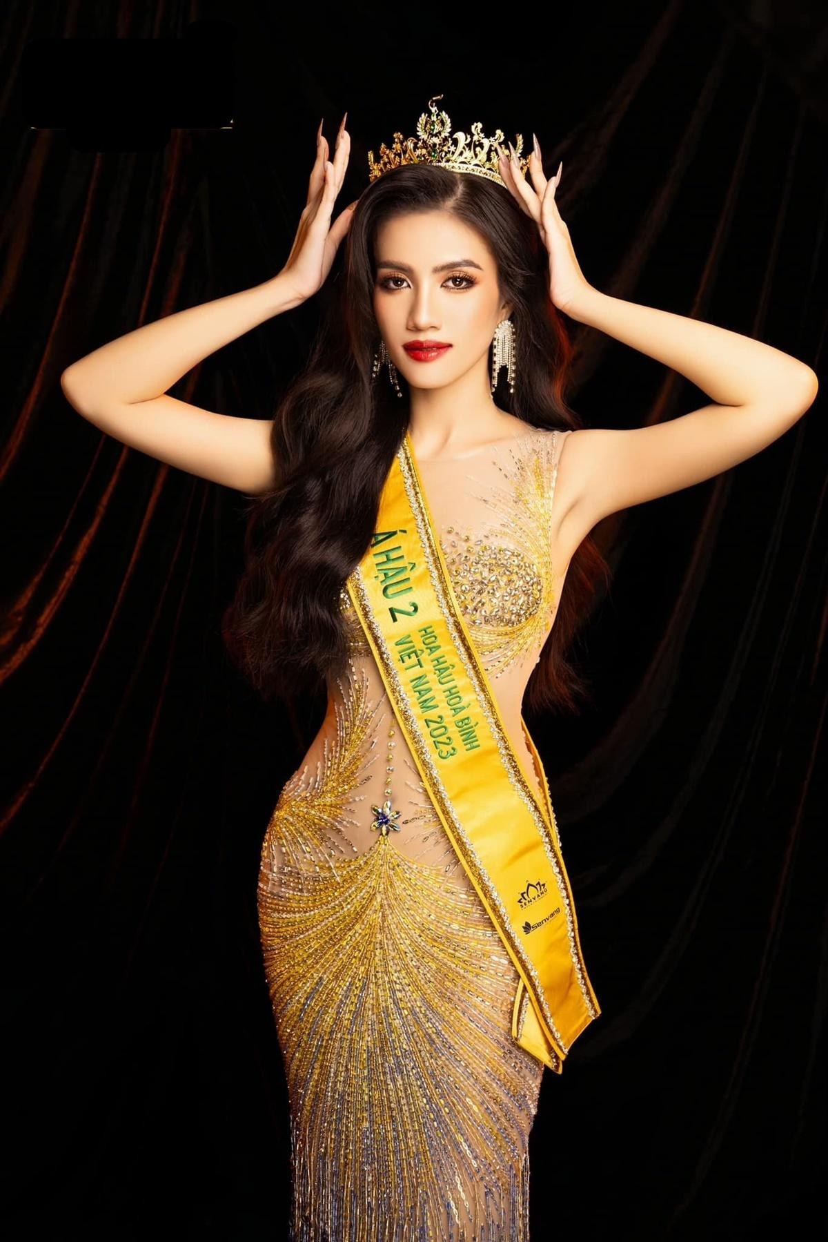 Tiệc trao sash Miss Grand International 'lộ sạn', sai thông tin Á hậu Minh Nhàn Ảnh 1