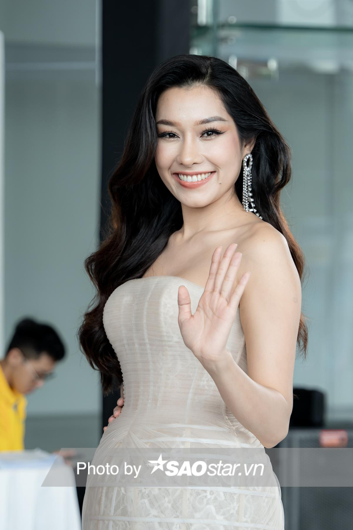 Sắc vóc nóng bỏng của thí sinh đầu tiên lọt Top 60 Miss Cosmo Vietnam 2023 Ảnh 8