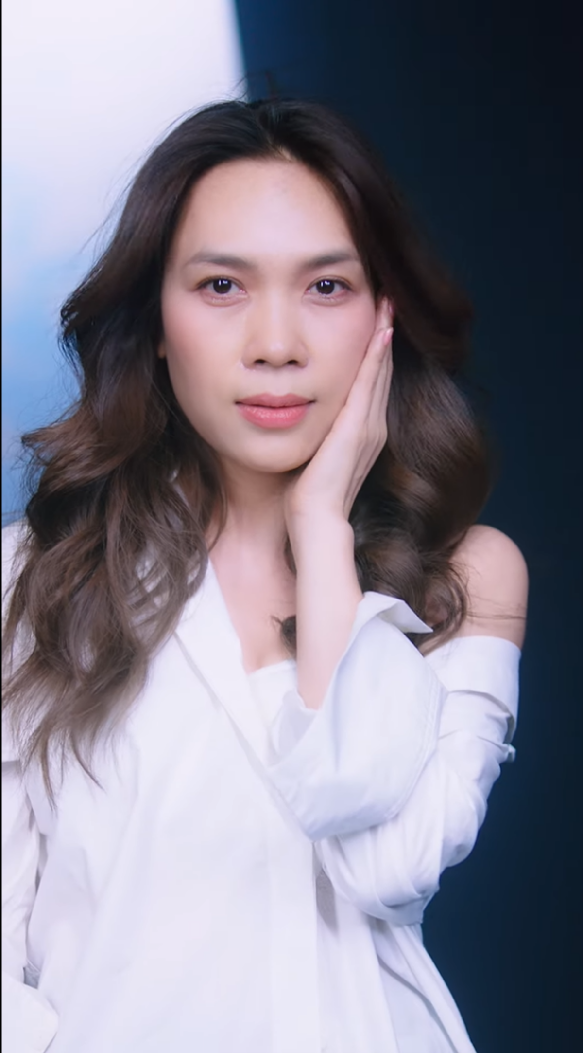 Mỹ Tâm 'sát thương' người nghe với sáng tác mới: Nhan sắc không tuổi chiếm trọn spotlight! Ảnh 4