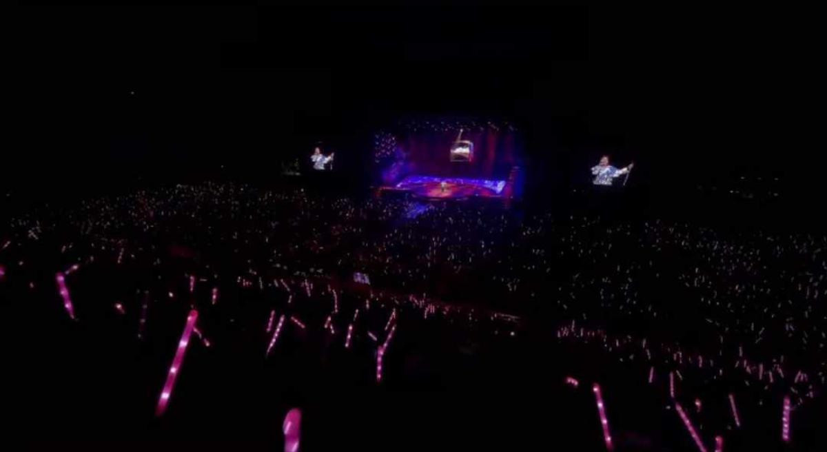 Một đêm nhạc tại Hà Nội ngập tràn sắc hồng: Cứ ngỡ đang ở concert BLACKPINK! Ảnh 3